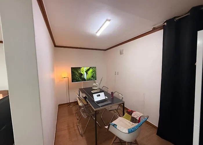 Gangnam Station 1min Netflix Two Big Tv Appartamento