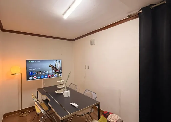 Gangnam Station 1min Netflix Two Big Tv *